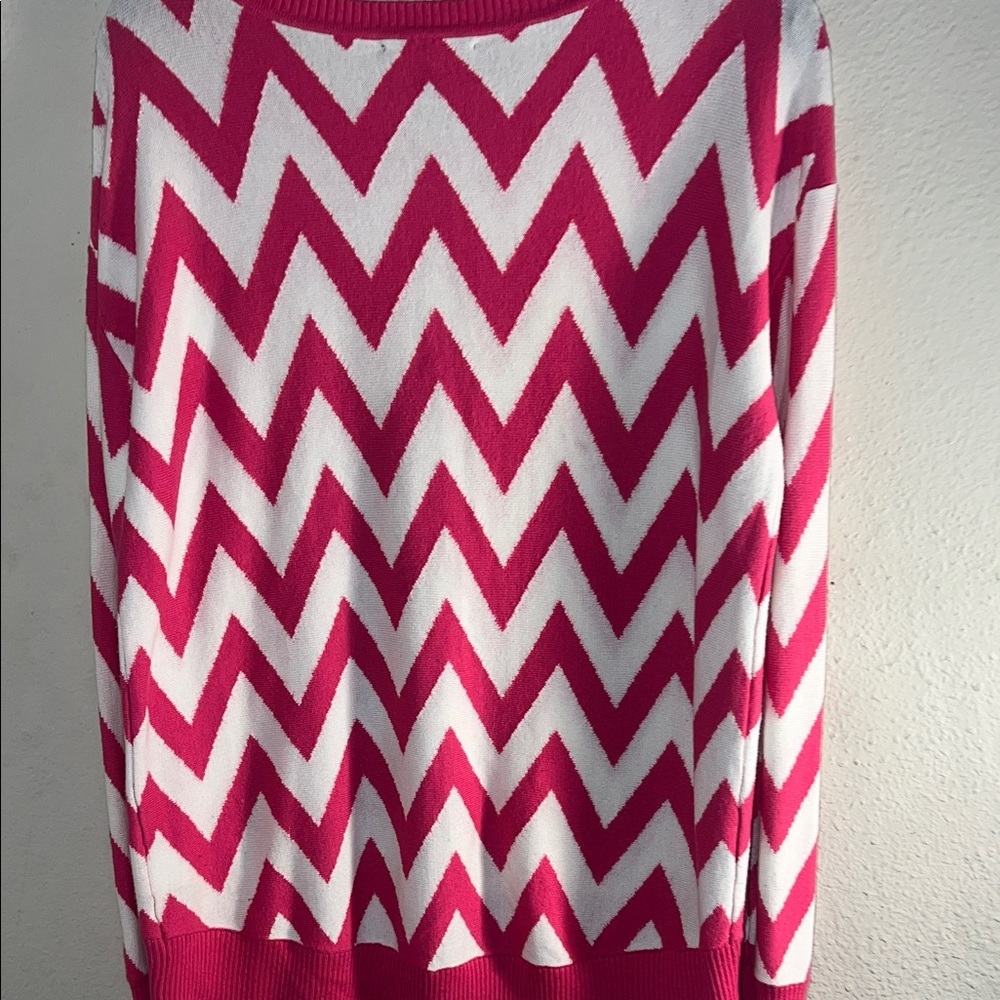 Tommy Hilfiger Pink and White Chevron Sweater - Picture 6 of 7